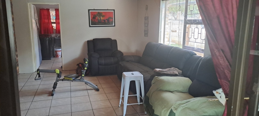 4 Bedroom Property for Sale in Vanes Estate Eastern Cape